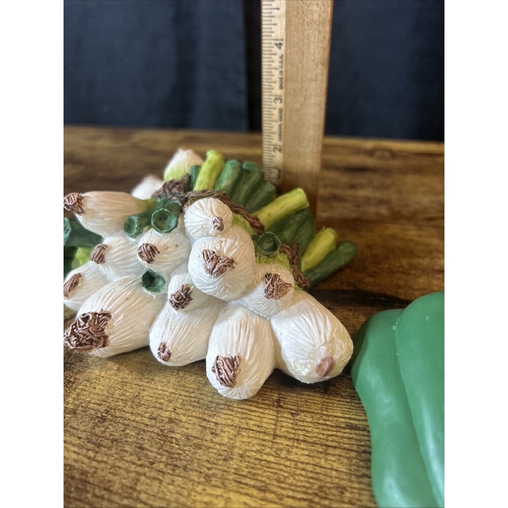 Realistic Resin Vegetable Bundles Bell Chili Peppers Scallions Kitchen Decor Art - Picture 12 of 16